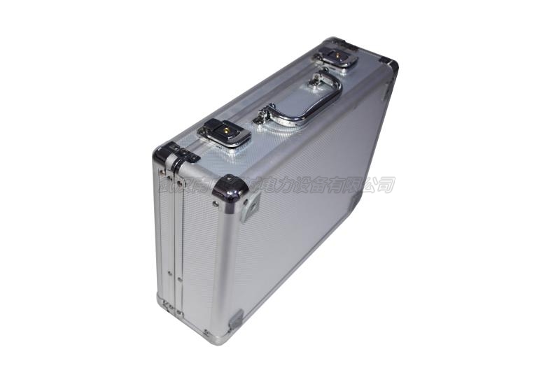 ETCR2000G鉗形接地電阻測(cè)試儀(圖2)